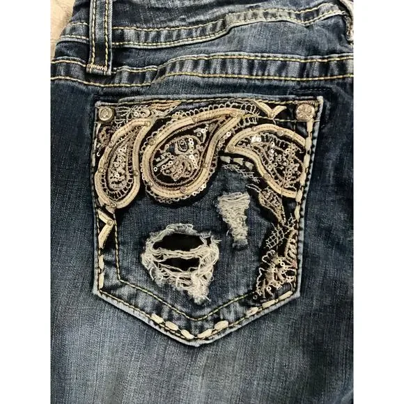 Miss Me boot cut 33 waist jeweled jeans perfect condition - Picture 11 of 13